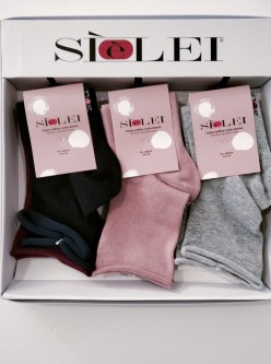 Calcetines para chica puño rulo.