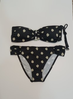 Bikini bandó India