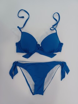 Bikini azul copas, Splash