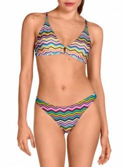 Bikini triangular Zig-zag