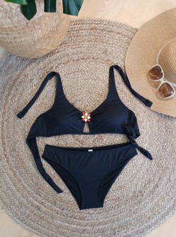 Bikini con top triangular negro Flor